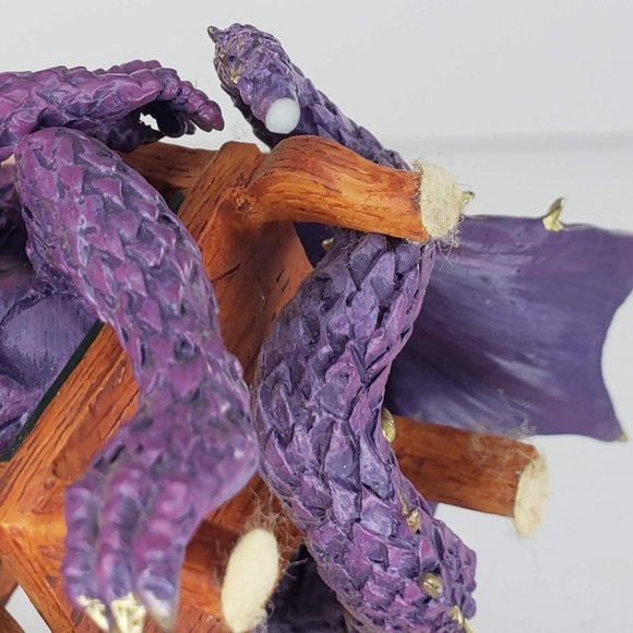 Hamilton Collection Dragon Hold Em Or Fold Em Poker Face Ace Figurine *FLAW* - Picture 7 of 10